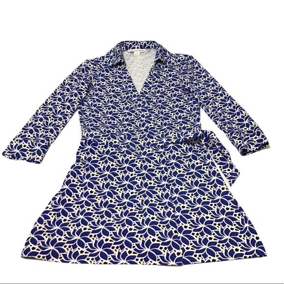 Diane Von Furnstenburg Blue And White Celeste 3/4 Sleeve Romper Size 0 - Picture 1 of 13